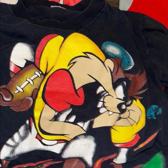 30 pc vintage kids Warner Bros. Black Looney Tunes Kids Disney jersey lot - Picture 13 of 16